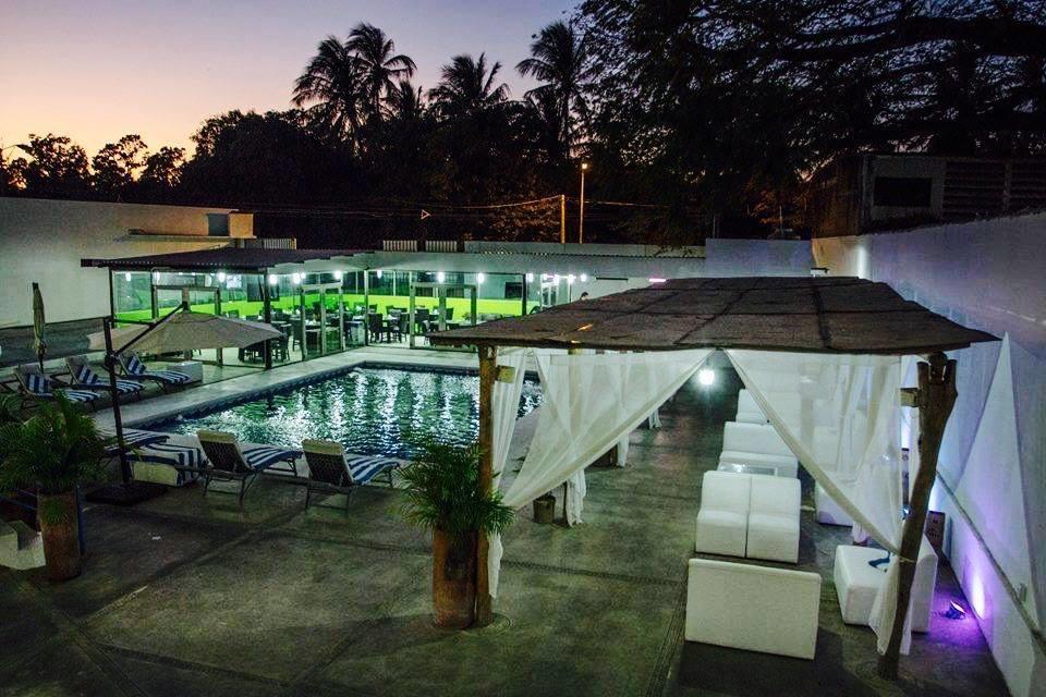Hotel Santa Cruz Tehuantepec Santo Domingo Tehuantepec Bagian luar foto
