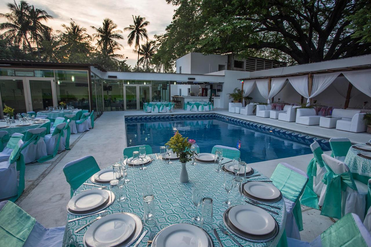 Hotel Santa Cruz Tehuantepec Santo Domingo Tehuantepec Bagian luar foto